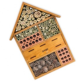 REFUGIO MEDIANO PARA INSECTOS