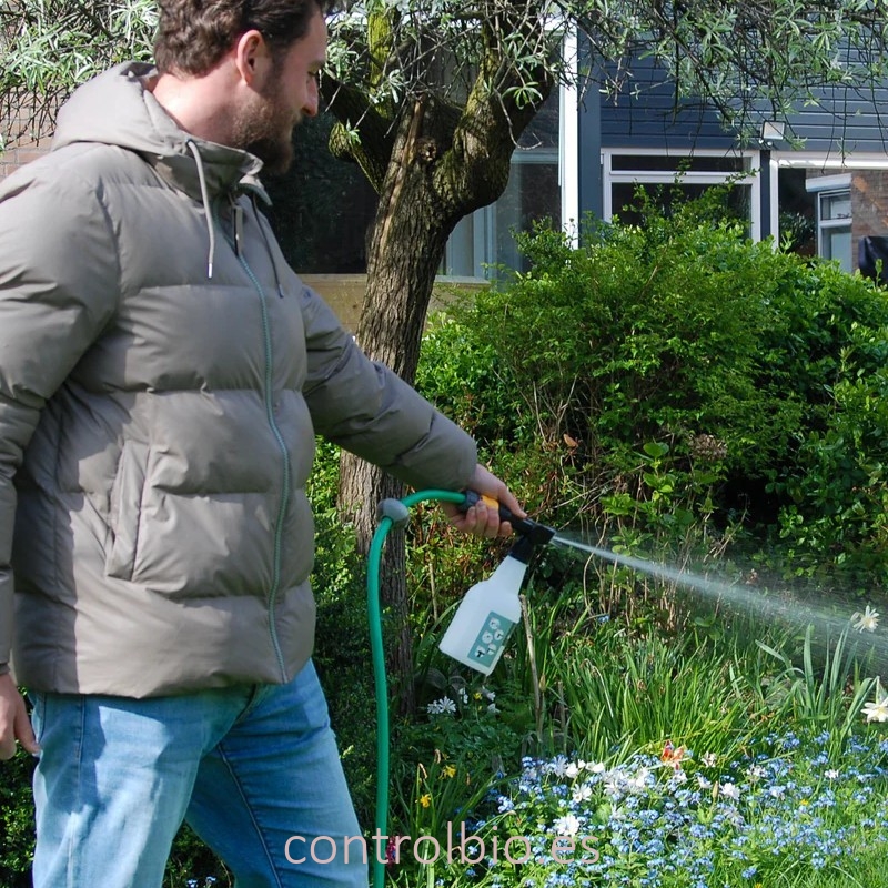 NEMA SUPER SPRAYER dosificador de nemátodos para jardín