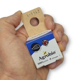 Caja de SIRFIcontrol-R 150 pupas de Agrobio con Sphaerophoria rueppellii para pulgón
