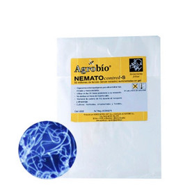 Detalle del sobre de nematodos NEMATOCONTROL C para control biológico de orugas